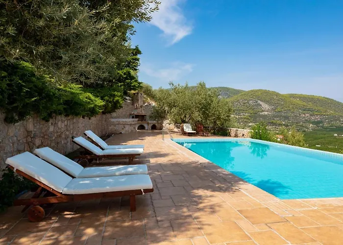 Epidavros Land Elia 에피다우로스